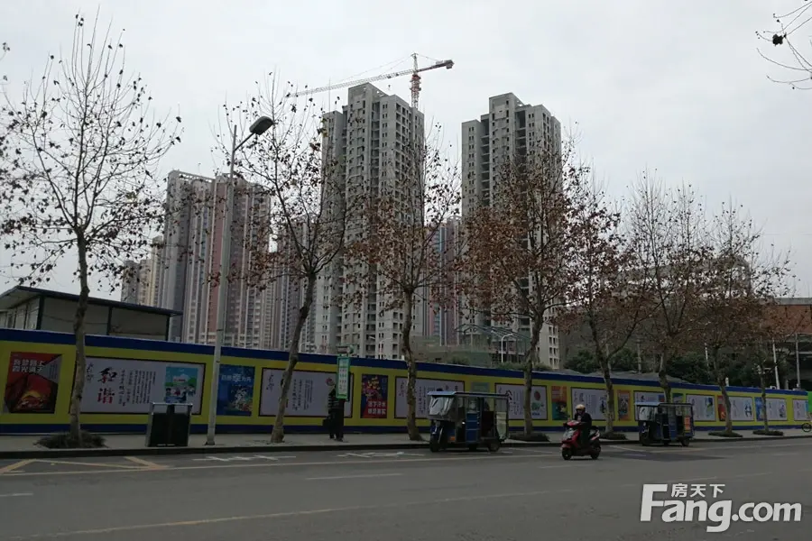 华熙LIVE5283室1厅1卫东南朝向3800.00元/月出租