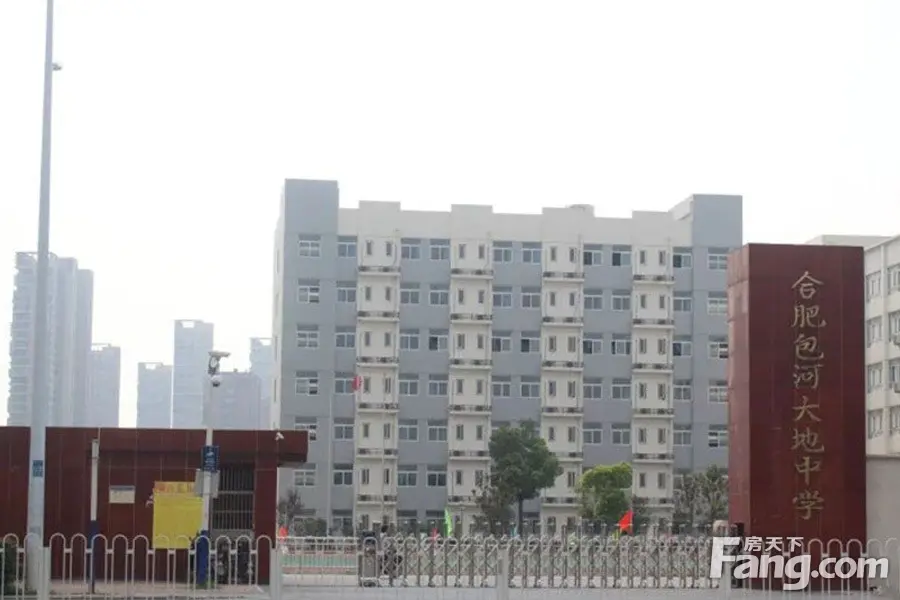 万泓 周边配套 