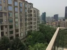 棕榈泉看湖、看中庭精装三房,住家安静