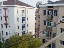 满五+V一,中间位置中间楼层,精装修,诚售出价谈