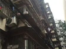 老城区 竞发花园四房61万