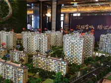 钥匙房 三开间朝南 双阳台 小区集中供冷暖 采光充足