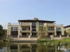 碧桂园新城樾林苑 4室2厅 南 北