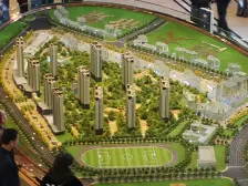 地铁口 大平层 精装修 南北通透 带露台