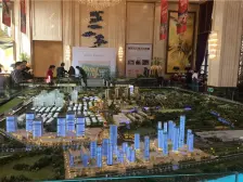 首地顶跃带露台人和街南北通透端户近轻轨