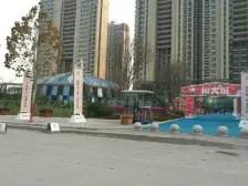 精装修 地暖+新风 楼层好 低密低容 人车分流 环境优美