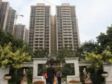 户型方正 东南朝南 视野开阔 配套齐全