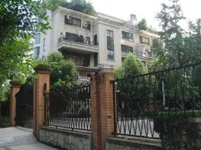 叠拼别墅底楼带60平米私家花园 带车位