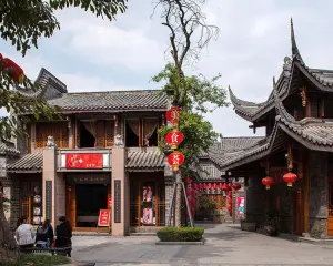 博客小镇 3室1厅 东南