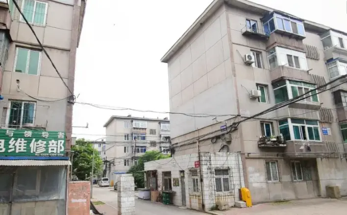 金山铁路小区