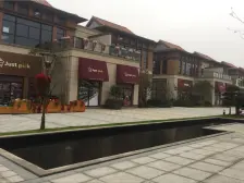 十里江南带地下室 地上92平 大地下室