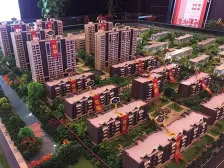 房子通透格局 地下室140平,一楼带院子,院子有240平