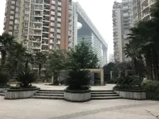 黄泥磅 新城丽园 精装修两室 家具家电齐全 看房方便