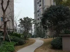 学府路 南滨6号三房103万