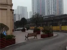 六公里轻轨旁+次新小区+三房双卫