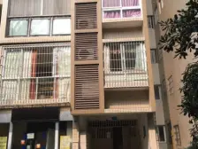 黄泥磅 森岭居四房135万