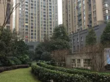 单间配套的户型方正,采光一点不影响