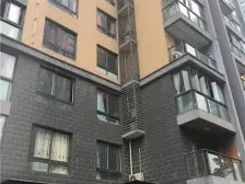 朝小区中庭 住家装修 户型方正 出门方便