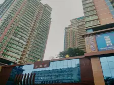 小龙坎 沙龙广场三房267.8万