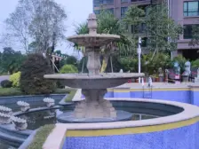 业主诚心出售 目前有租客 看房不太方便。。。。