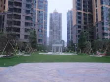 企石镇嘉宏锦城炒大四房出售,湖景房,景色优美