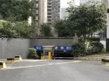 富力城 户型方正 小区环境好 交通便利