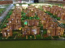 房子装修好的,这个价格带阁楼,家具家电全带