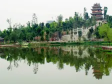 视野开阔,中庭居住安静,精装4房大阳台