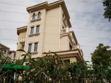 宽敞舒适的毕加索花园小镇大户型,五房南向好采光