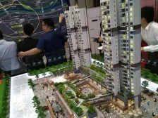 新城区地段,交通便利,有大商场