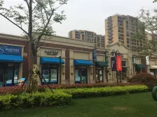 20年小区房龄新精装小三房,产权清晰,带车位,诚意售