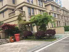 嘉隆国际广场 2室2厅 南 北