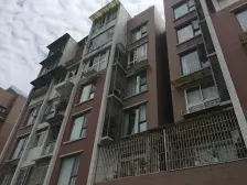 龙凤桥小区房 精装带家电 拎包入住