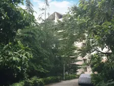 城南新区 五一所小区三房105万