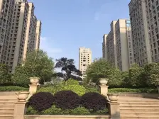 九江市区高档联排别墅,房东急售,闹中取静