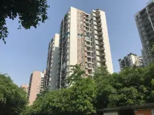 虎溪花园清水四房两卫 板式洋房 南北朝向 位置安静