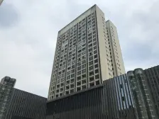 熙街熙都会商圈上,小户型,出行方便,诚心出售