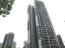 高新区富力城精装修一房出售,朝南