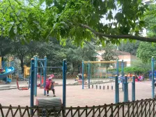 加州新牌坊 加州花园四房90万