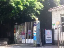 精装修,中间楼层,户型方正,双阳台