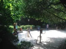 精装四房带130平花园,近轻轨和菜市场,业主诚心出售