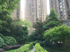 业主诚心出售,看房提前预约,精装修,大家多多带看