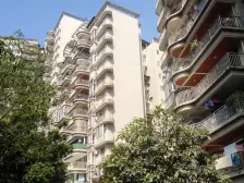 精装四房带130平花园,近轻轨和菜市场,业主诚心出售