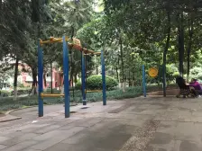 户型方正、采光好、正规大四房、