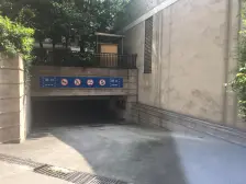 北滨路 融景城澜岸三房220万