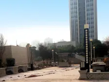 精装三房,楼下就是轻轨,500米龙湖天街!