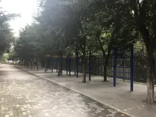 看洪崖洞 一线江景房 大一房