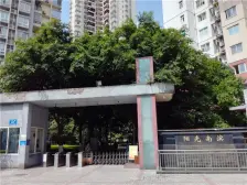 南坪商圈,电梯清水正规四室,通车库,有环境