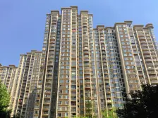 长安锦绣城 1室0厅 东南