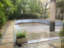 新牌坊电梯三层洋房丶单价7k,保持良好,主卧40平